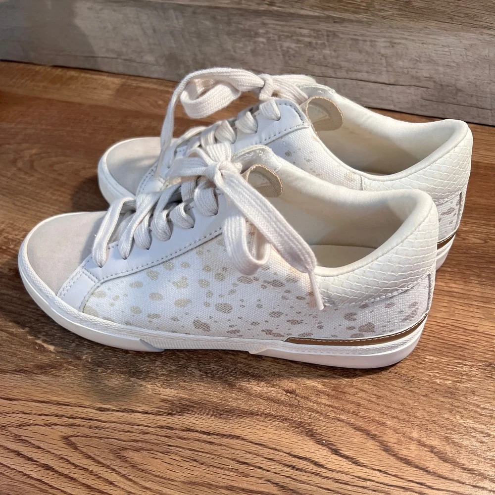 A New Day Women's Sneakers - Cream and White - Picture 5 of 11